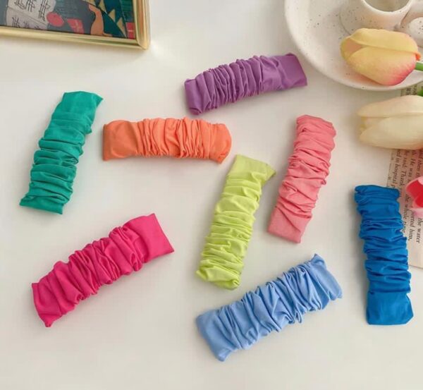 Ruffle tic tac pins