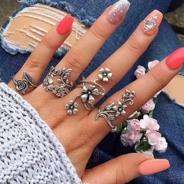 Beautiful floral rings